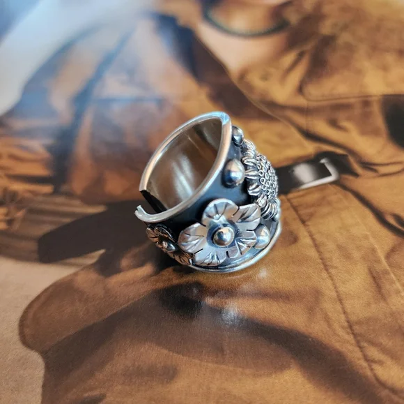 Sterling Silver Floral & Sun Flower Statement Ring~ FITS 7-9 Adjustable